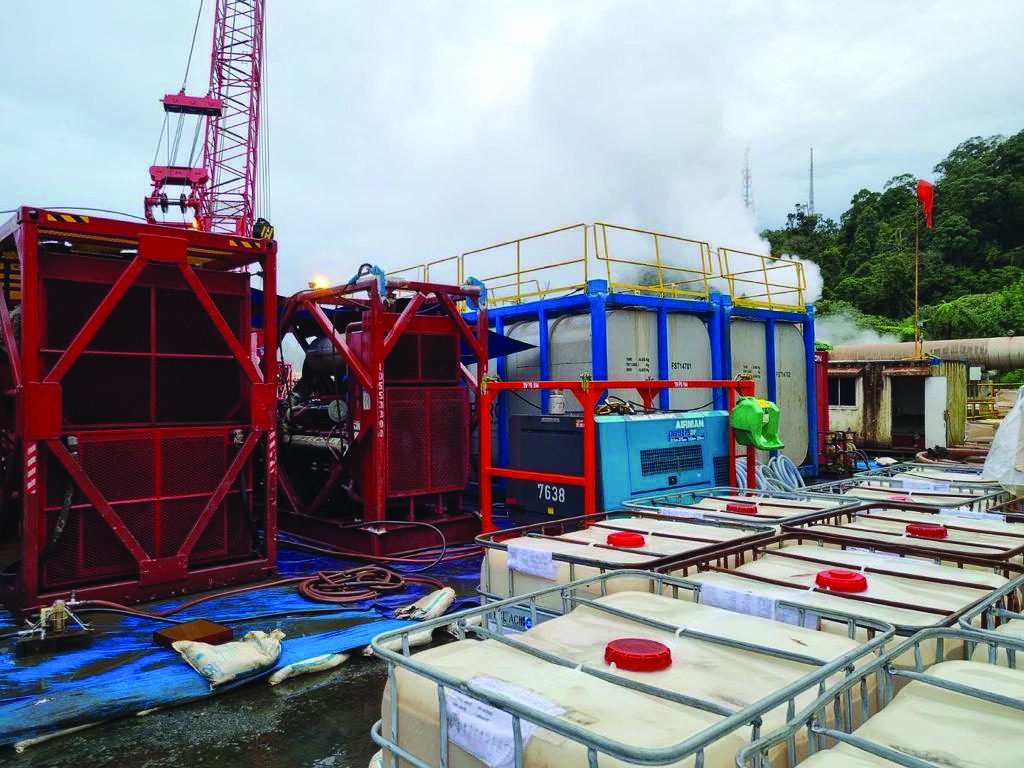 Cementing and stimulation equipment operating at a well site